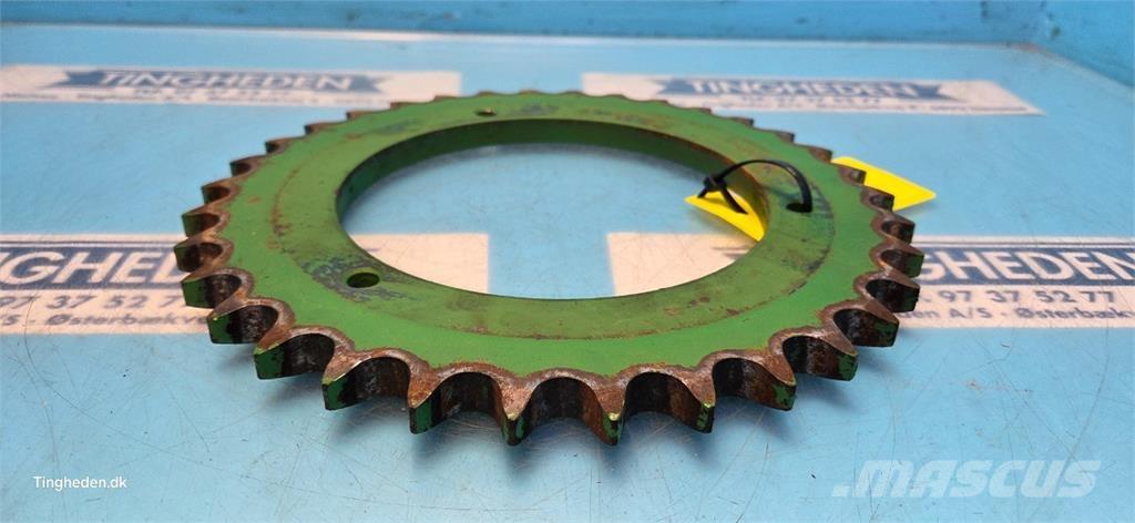 John Deere 1170 Farm Equipment - Others