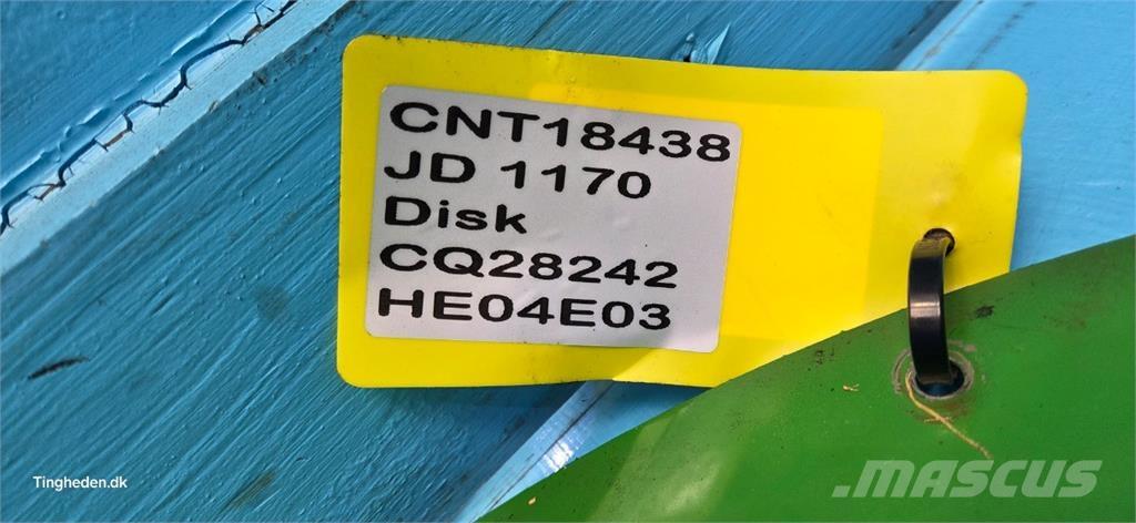 John Deere 1170 Combine Attachments