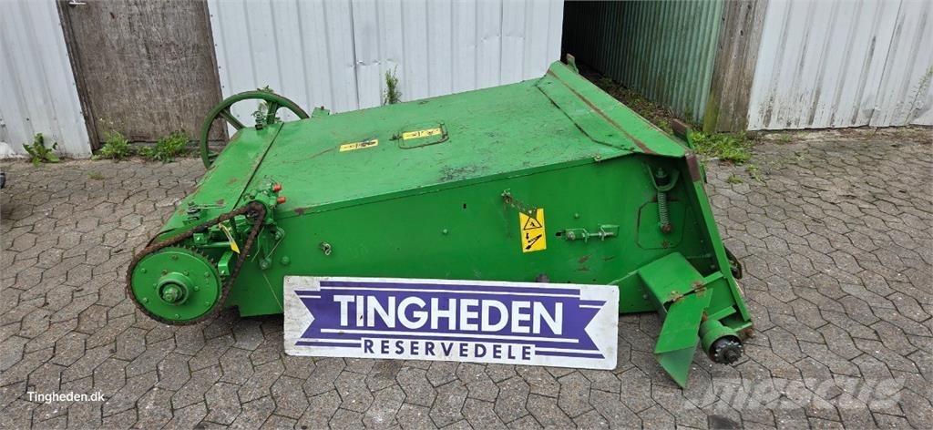 John Deere 1170 Combine Attachments