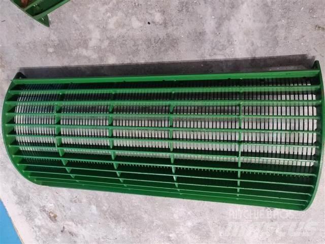 John Deere 1177 Combine Attachments