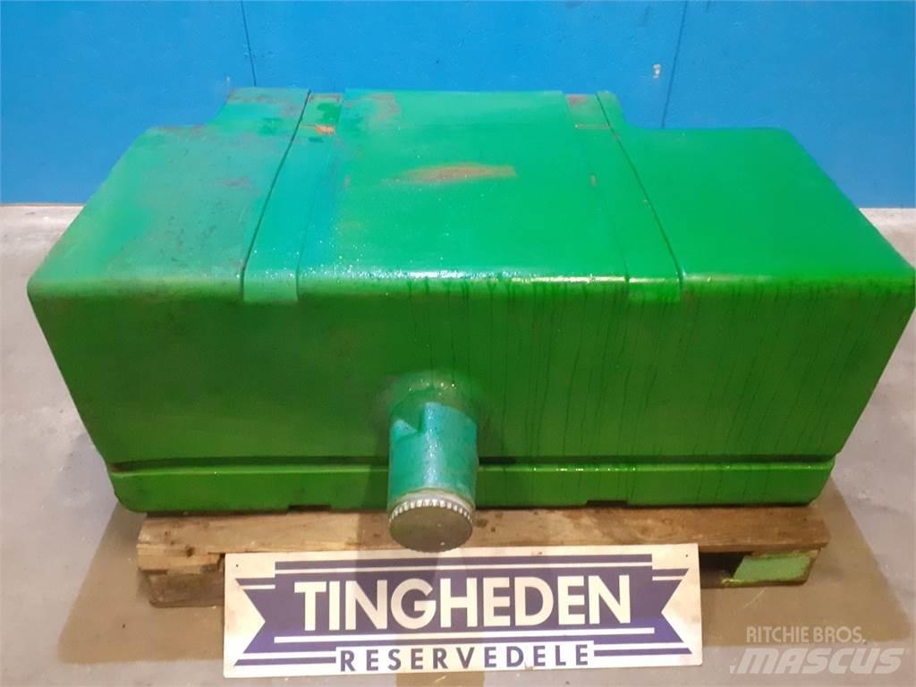 John Deere 1177 Combine Attachments