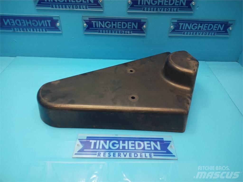 John Deere 1177 Farm Equipment - Others