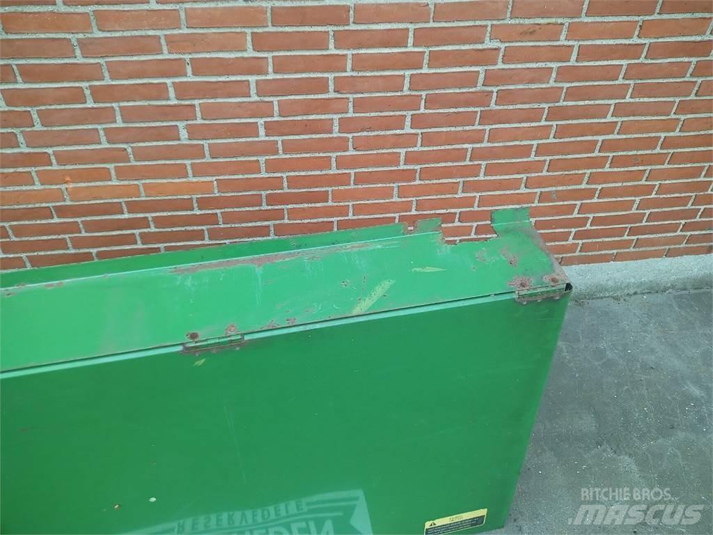 John Deere 1177 Farm Equipment - Others