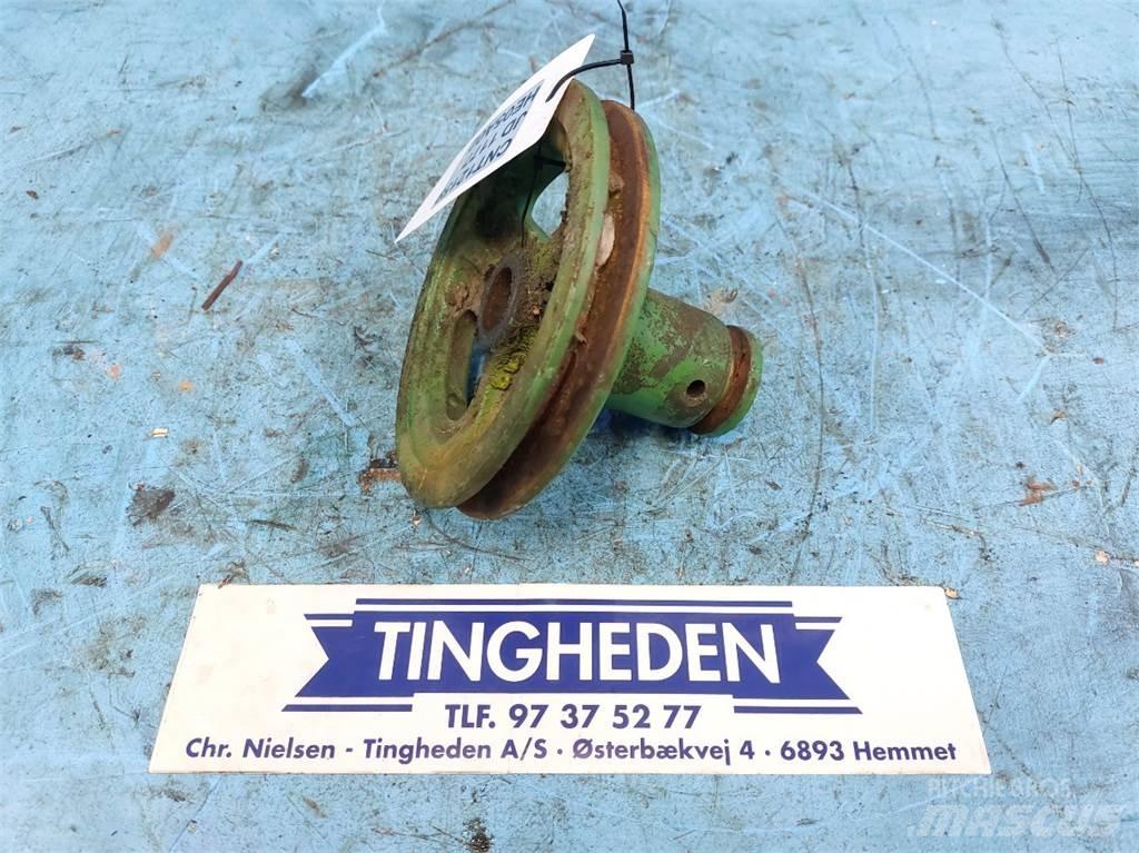 John Deere 1177 Farm Equipment - Others