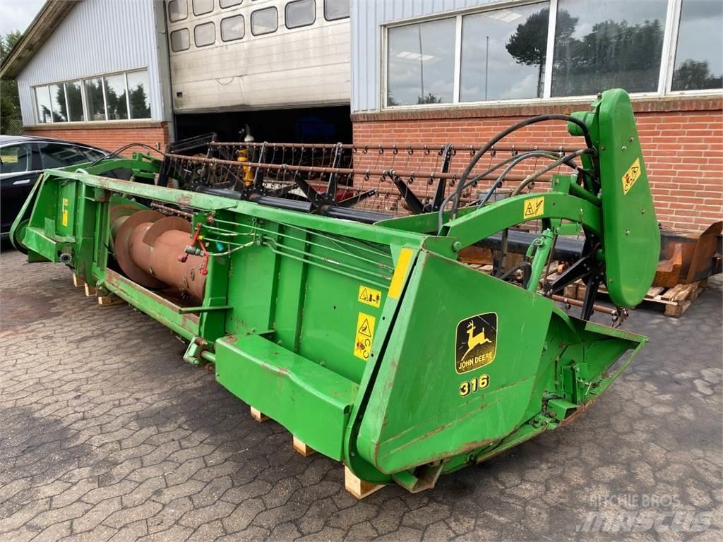 John Deere 16 Combine Attachments