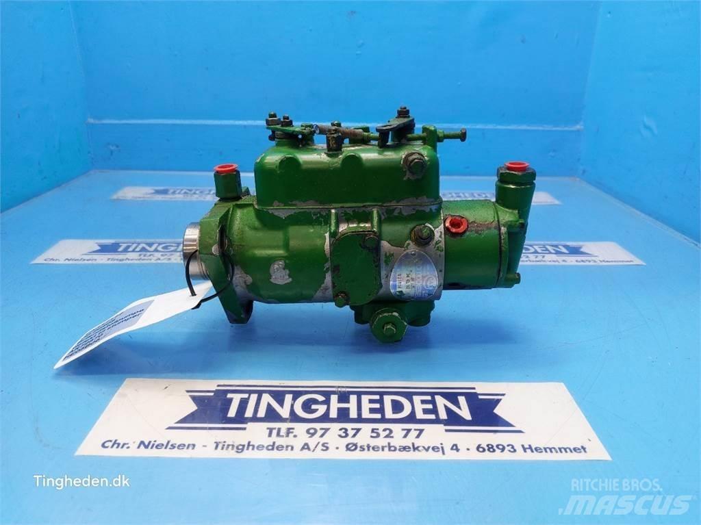John Deere 2040S Engines