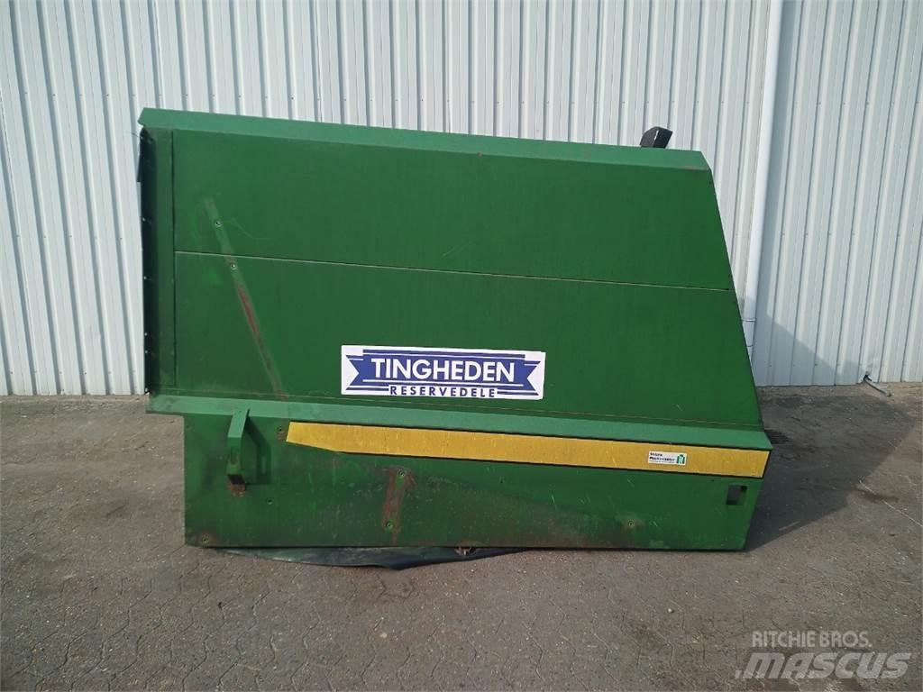 John Deere 2054 Farm Equipment - Others