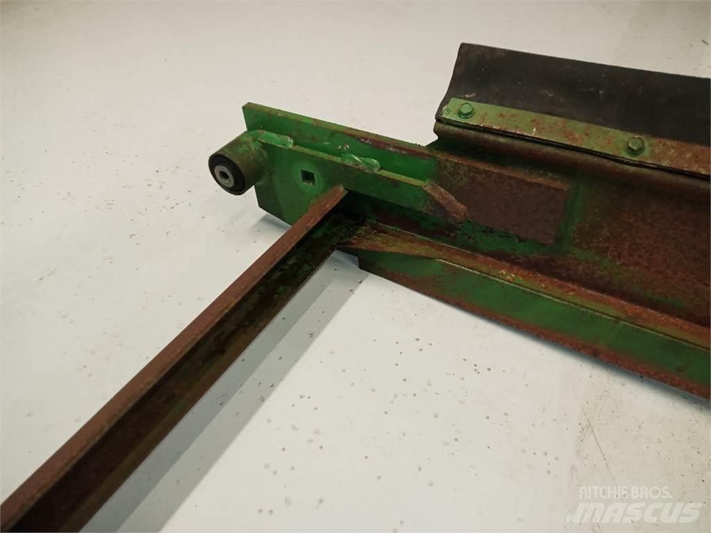 John Deere 2054 Sand And Salt Spreaders