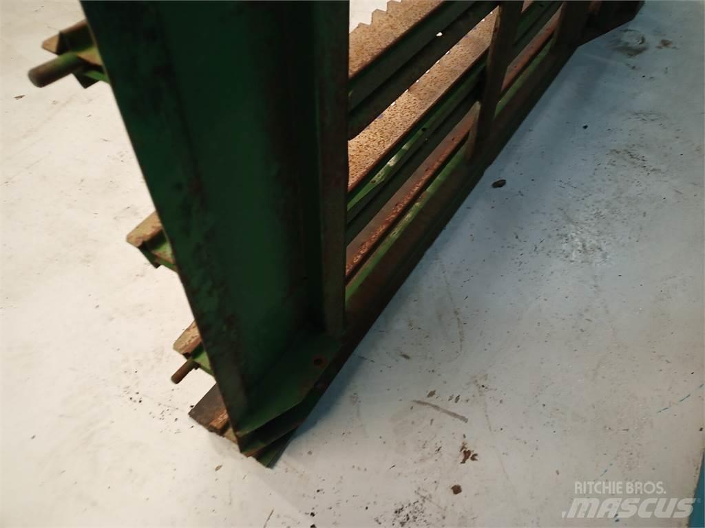 John Deere 2054 Sand And Salt Spreaders