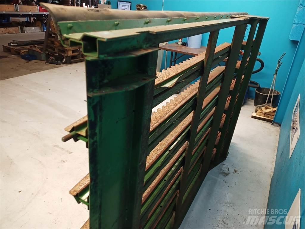 John Deere 2054 Sand And Salt Spreaders