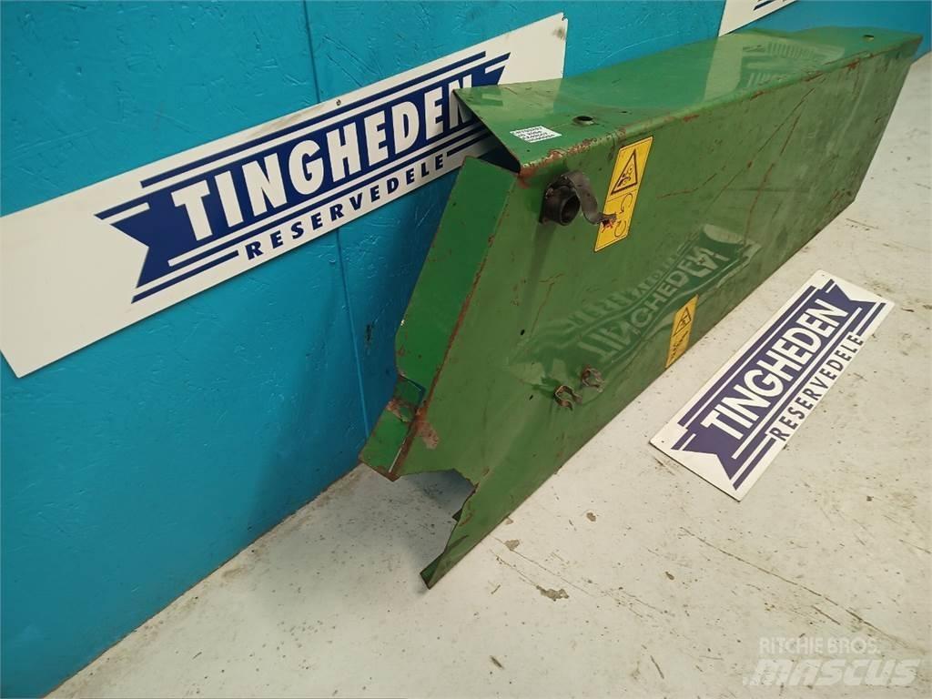 John Deere 2054 Farm Equipment - Others