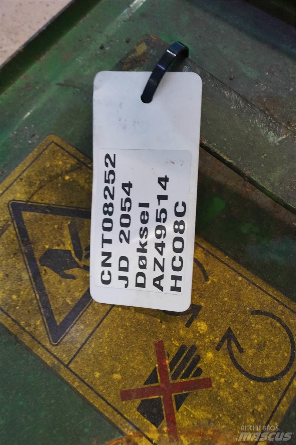 John Deere 2054 Farm Equipment - Others