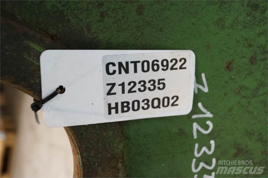 John Deere 2058 Farm Equipment - Others