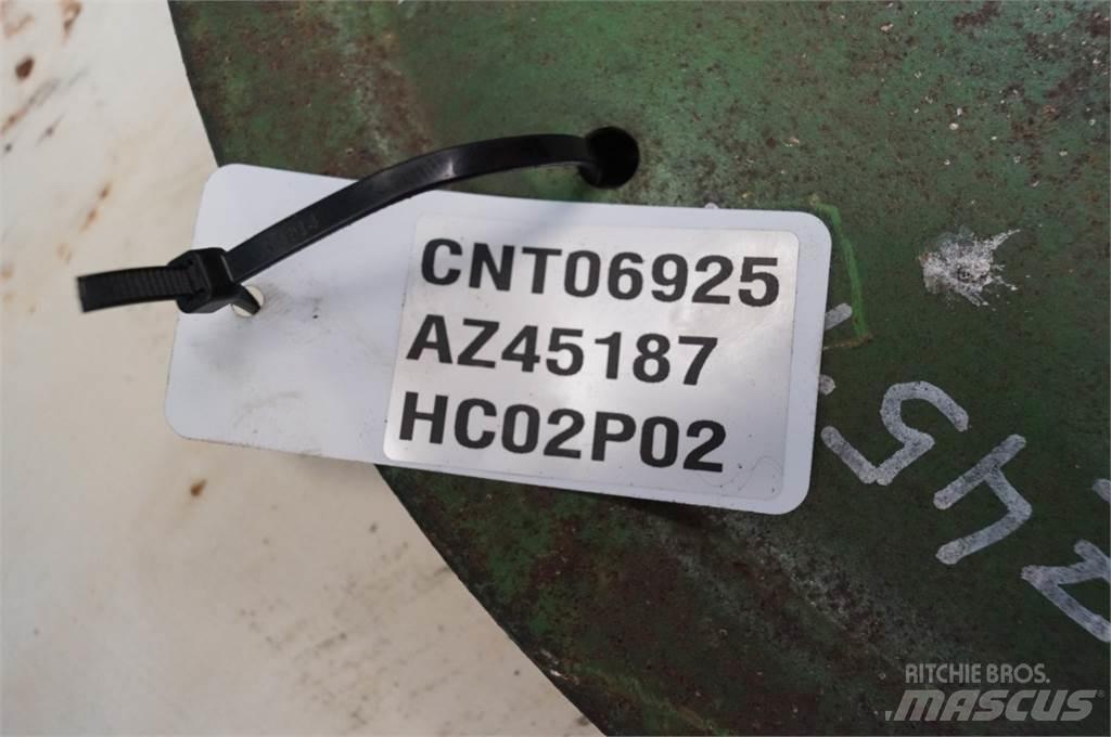 John Deere 2058 Farm Equipment - Others