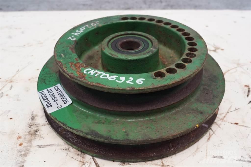 John Deere 2058 Farm Equipment - Others