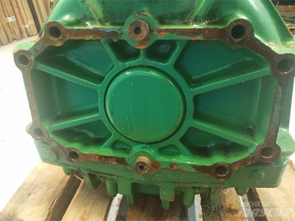 John Deere 2066 Combine Attachments