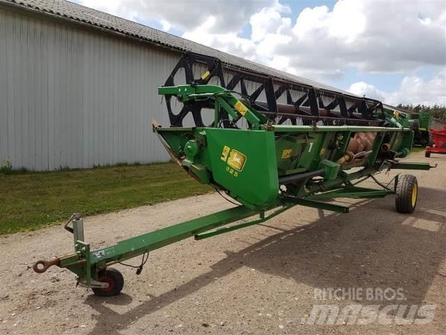 John Deere 25 Combine Attachments