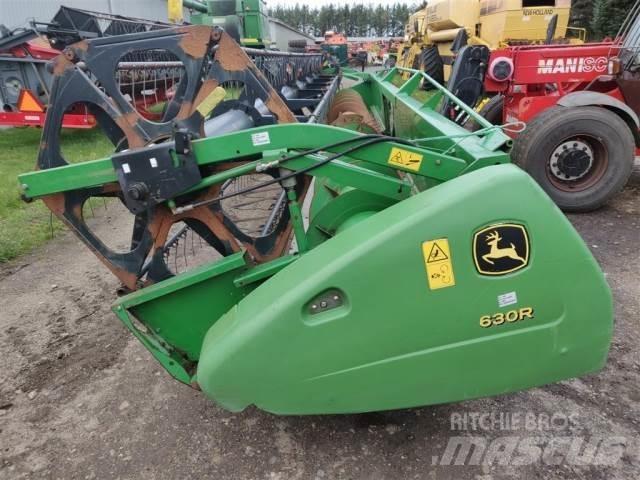 John Deere 30 Combine Attachments