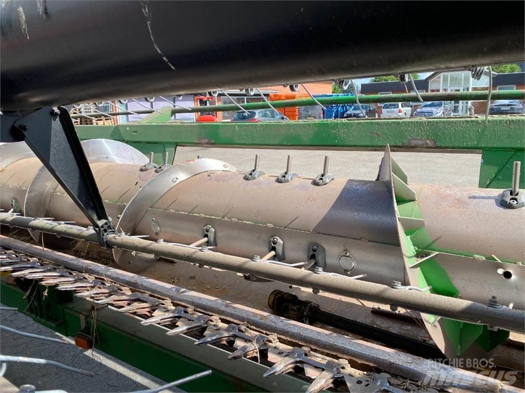 John Deere 30 Combine Attachments