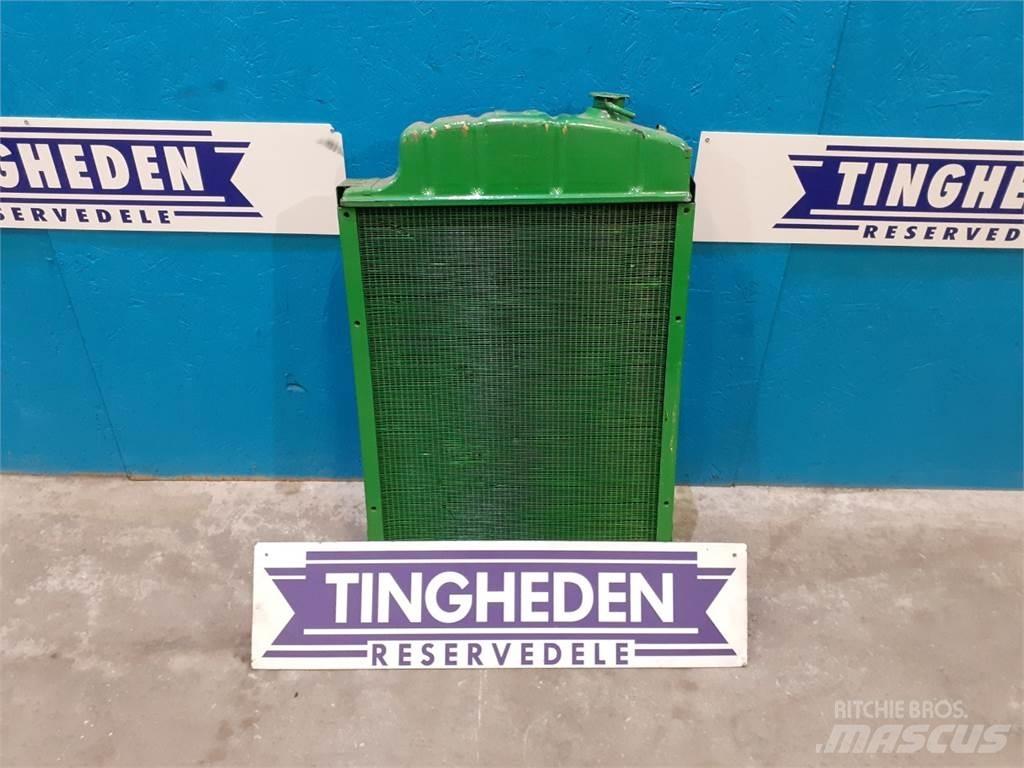 John Deere 3040 Radiators