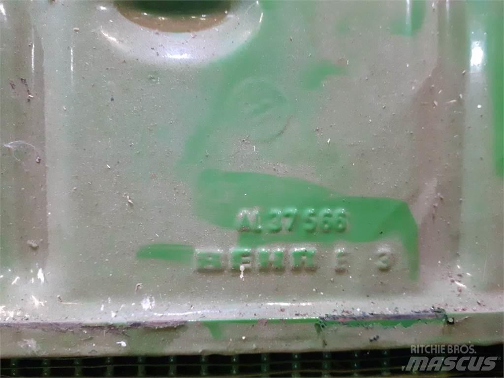 John Deere 3040 Radiators