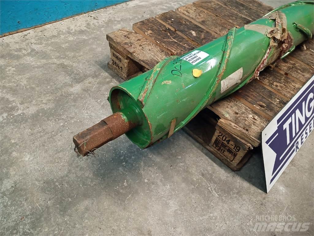 John Deere 550 Farm Equipment - Others