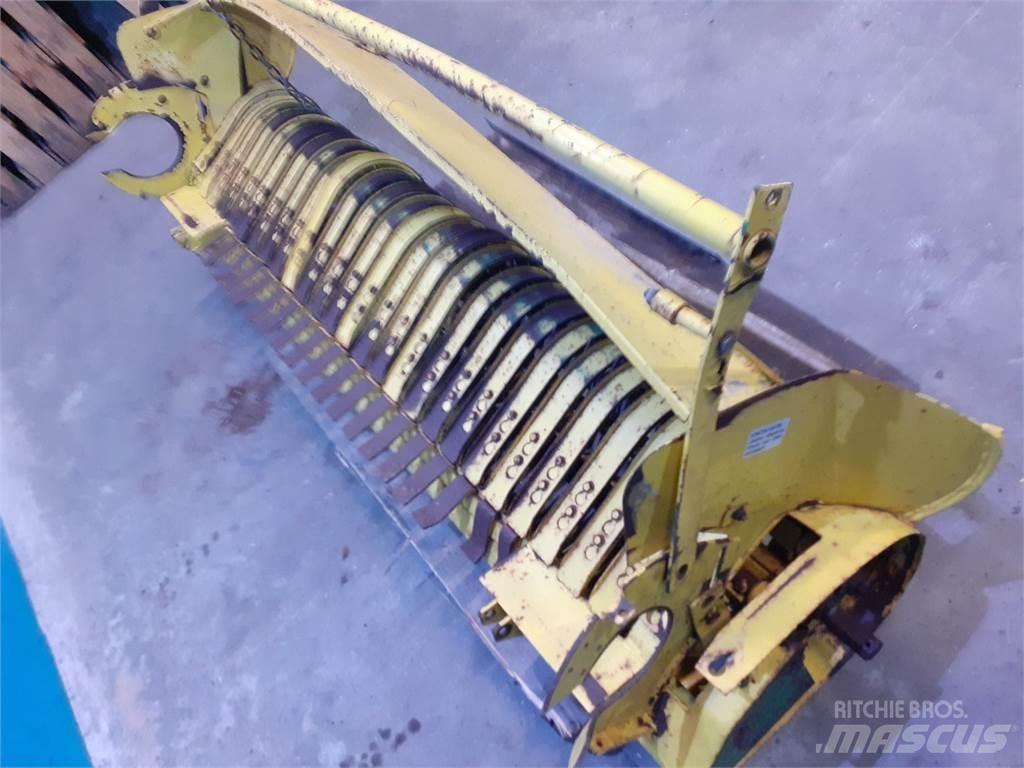 John Deere 580 Farm Equipment - Others