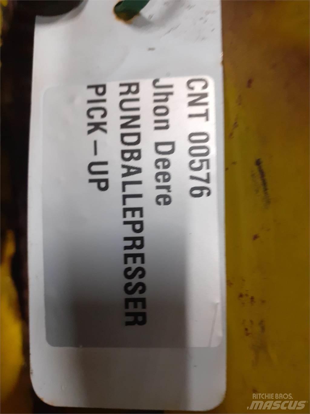 John Deere 590 Farm Equipment - Others