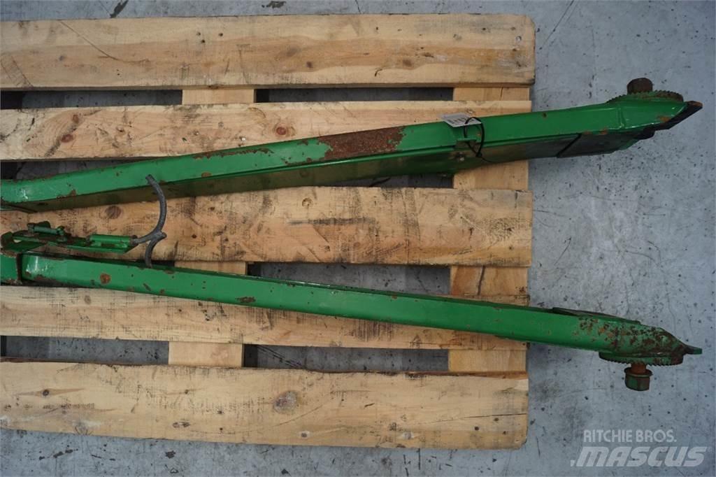 John Deere 590 Farm Equipment - Others