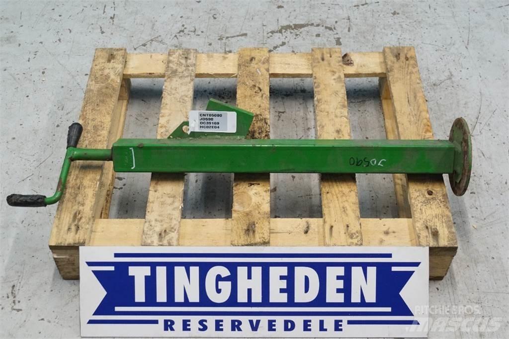 John Deere 590 Farm Equipment - Others