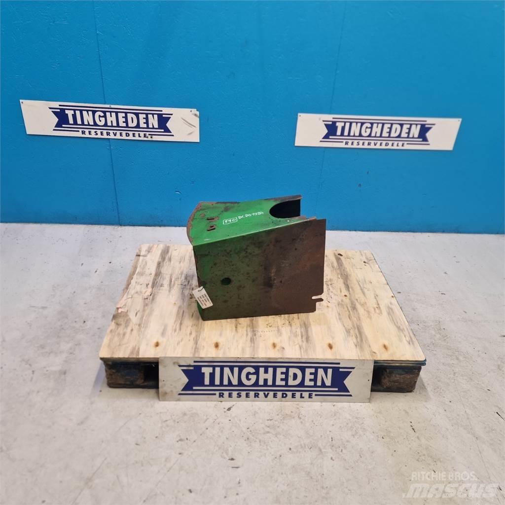 John Deere 590 Farm Equipment - Others