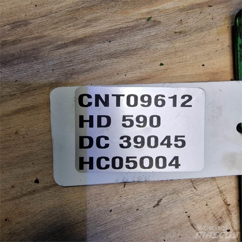 John Deere 590 Farm Equipment - Others