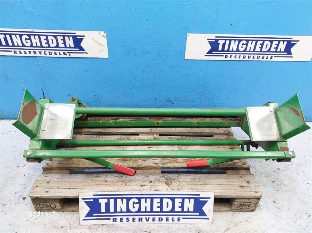 John Deere 590 Farm Equipment - Others