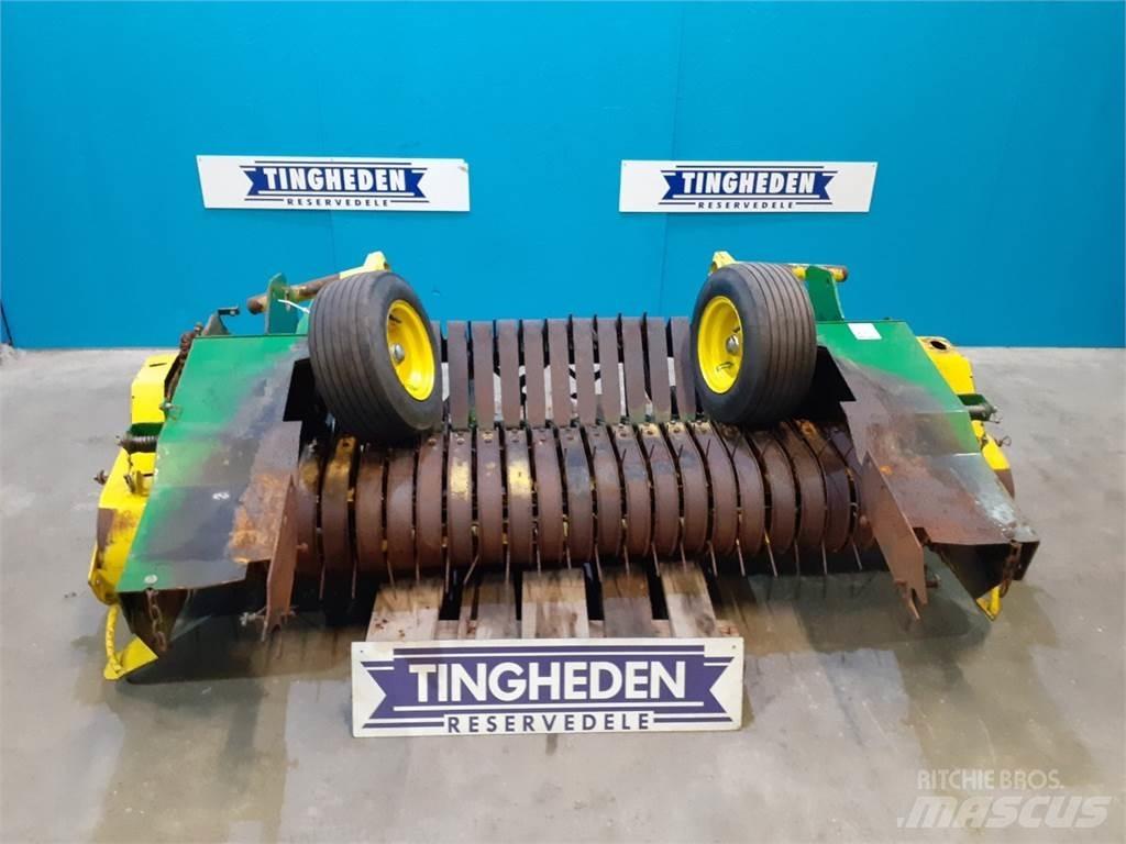 John Deere 592 Farm Equipment - Others