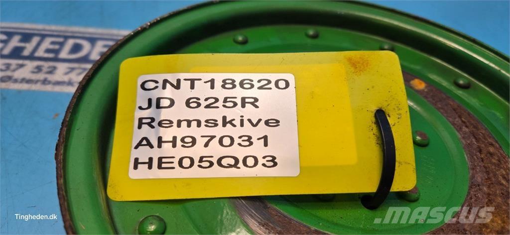 John Deere 625R Combine Attachments