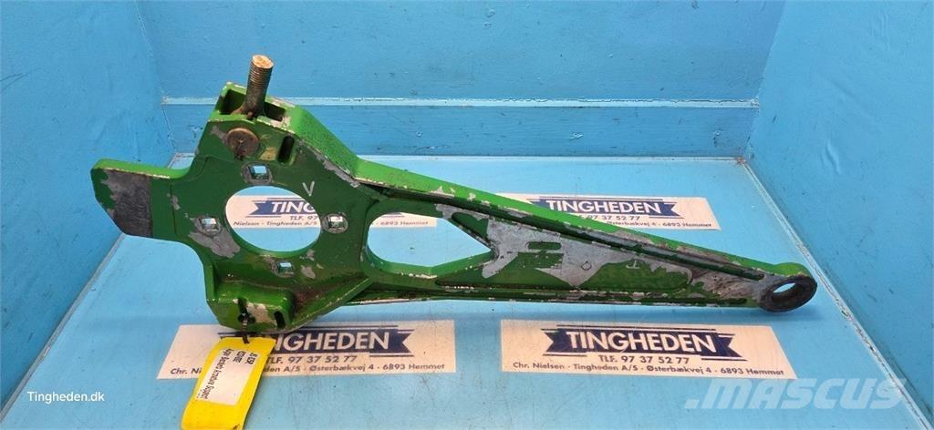 John Deere 625R Combine Attachments