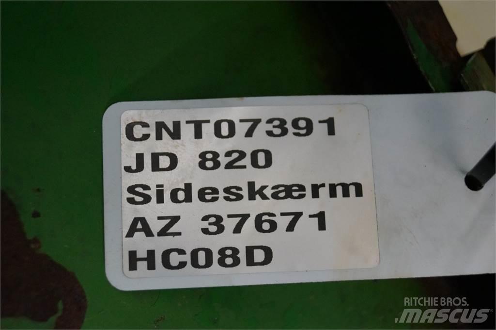 John Deere 820 Combine Attachments