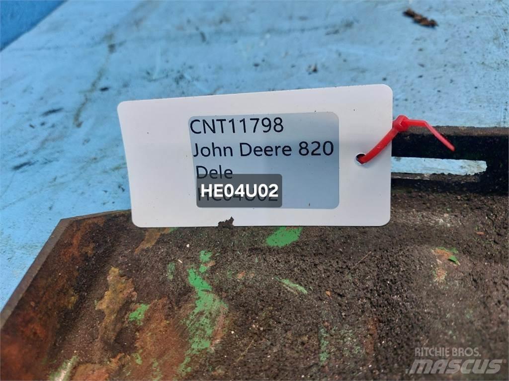 John Deere 820 Combine Attachments
