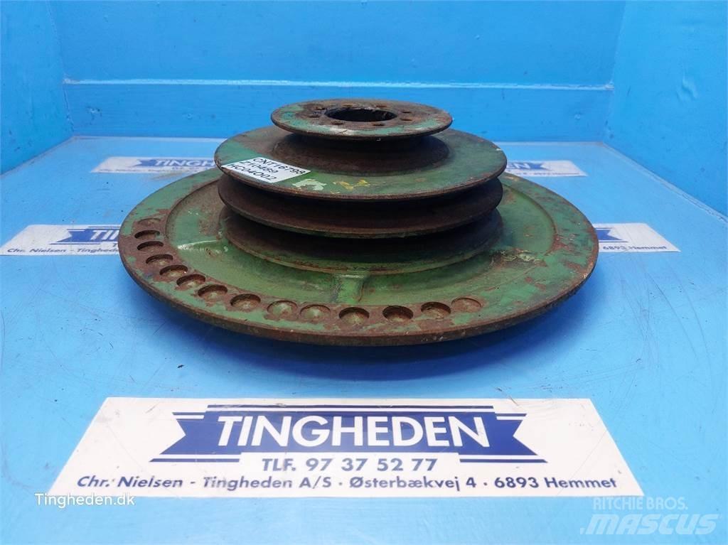 John Deere 930 Farm Equipment - Others