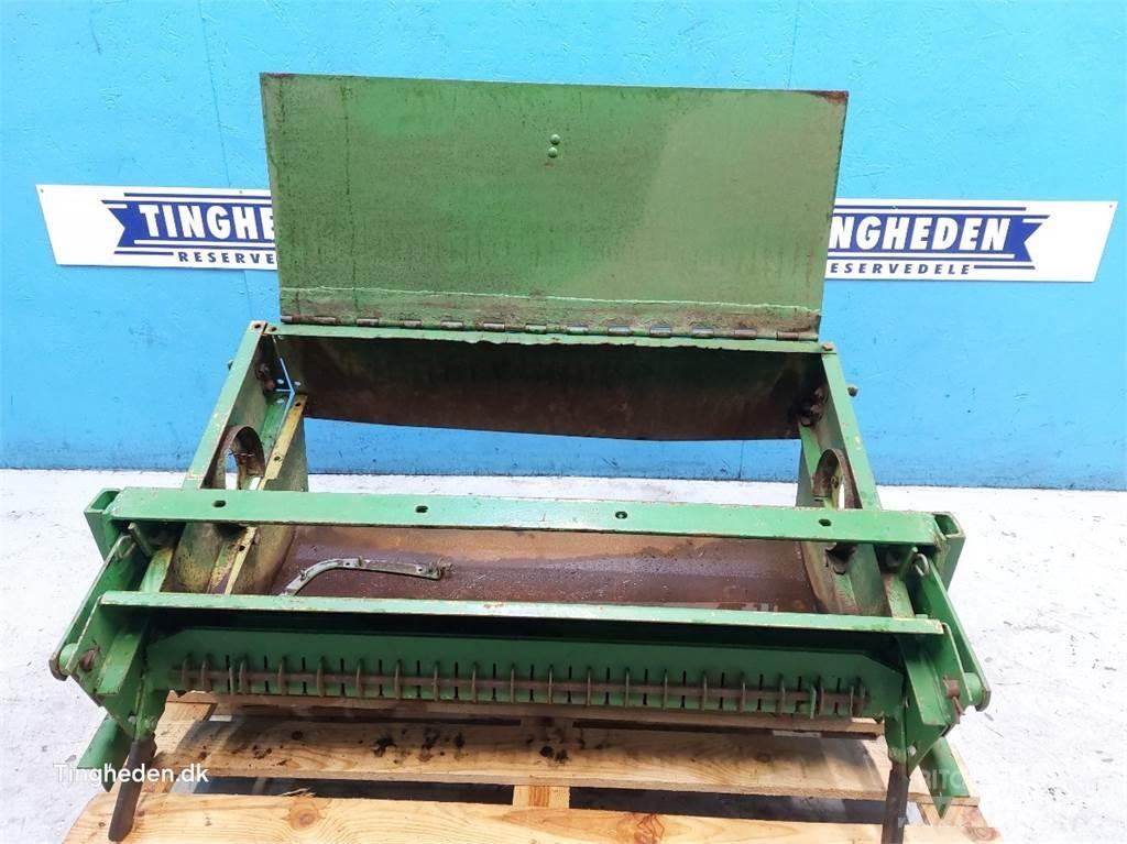 John Deere 935 Combine Attachments