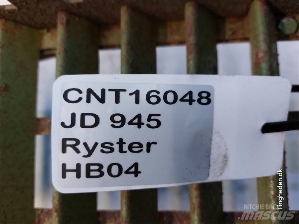 John Deere 945 Combine Attachments
