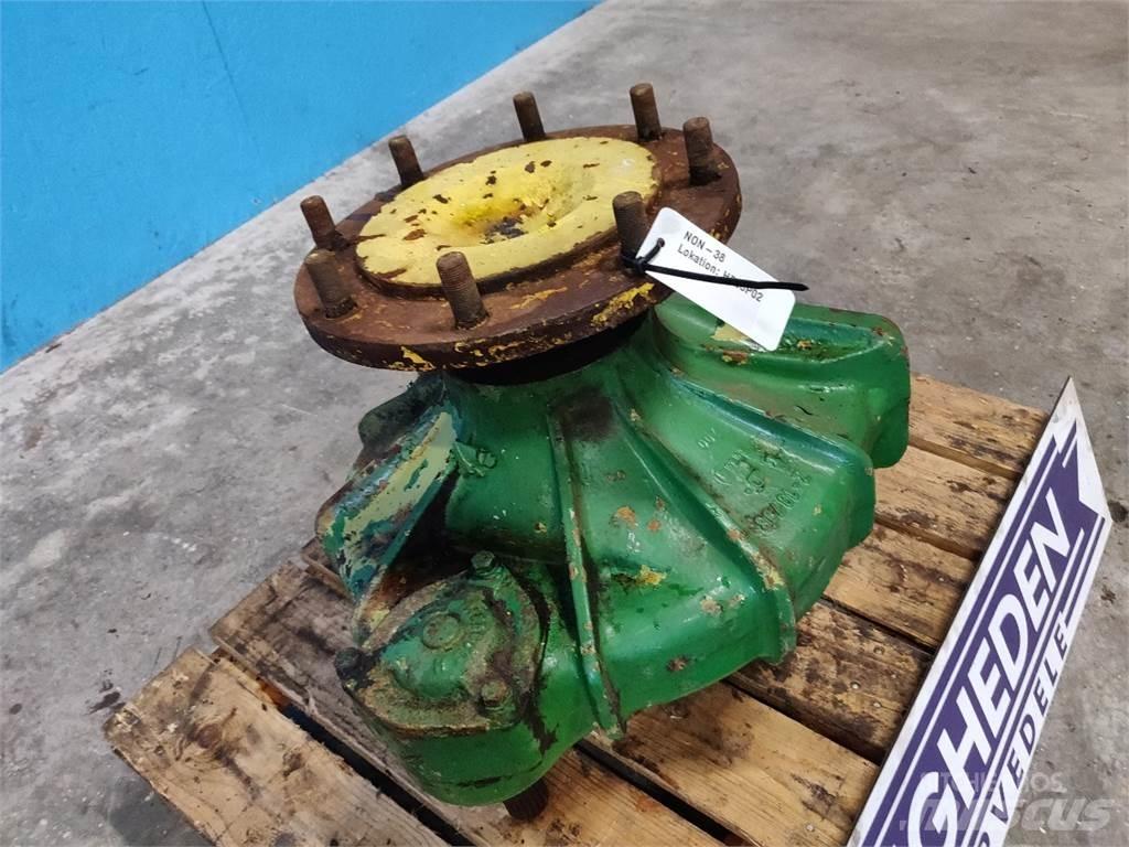 John Deere 950 Combine Attachments