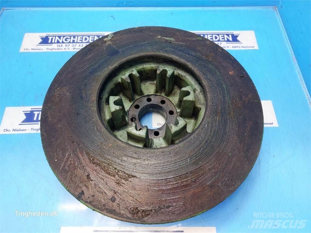 John Deere 952 Farm Equipment - Others