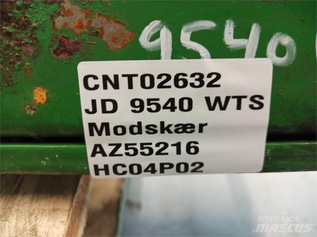 John Deere 9540 Combine Attachments