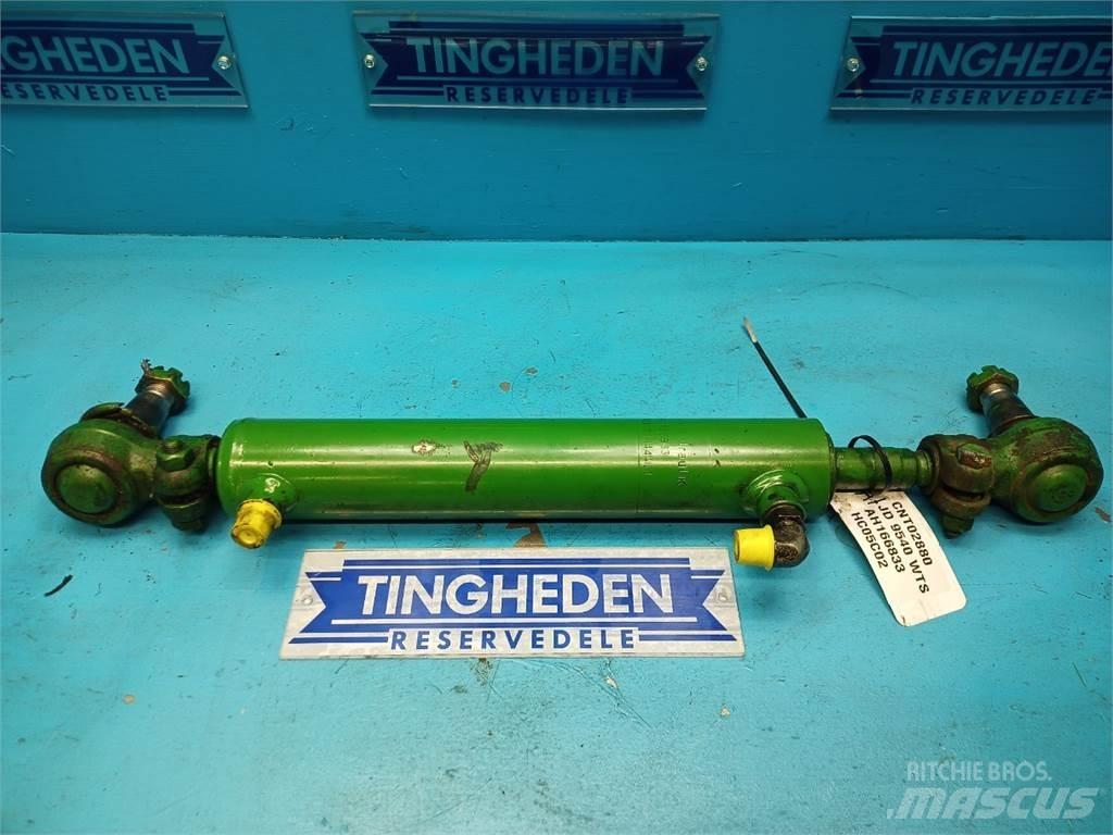 John Deere 9540 Combine Attachments