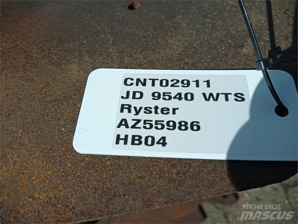 John Deere 9540 Combine Attachments