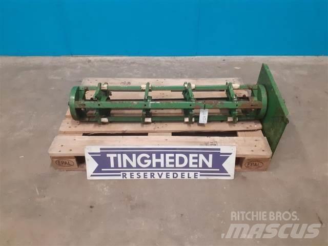 John Deere 955 Combine Attachments