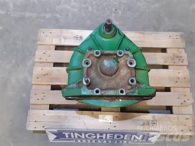 John Deere 955 Combine Attachments