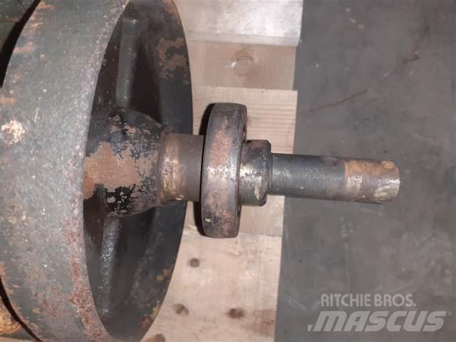 John Deere 955 Combine Attachments