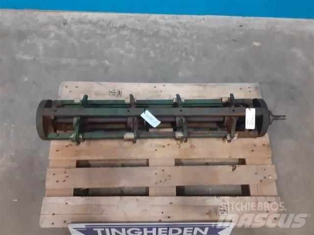 John Deere 955 Combine Attachments